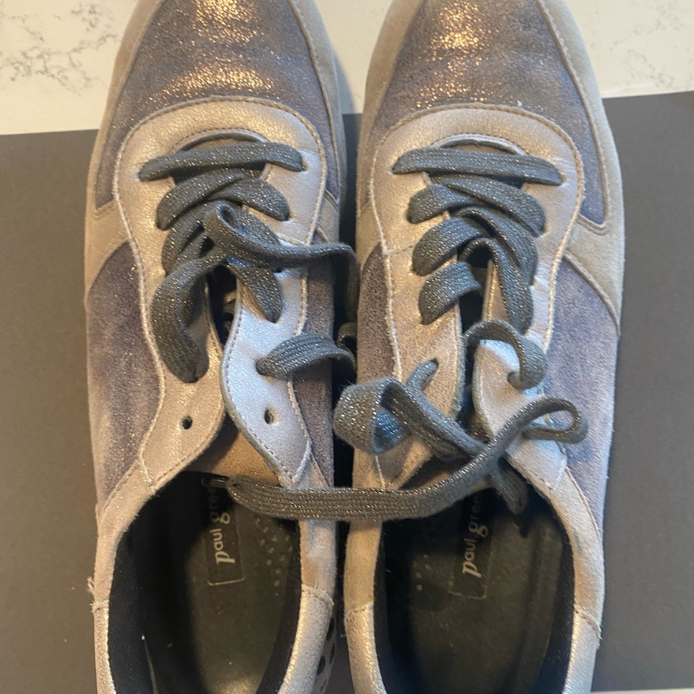 Paul Green leather sneakers in subtle pewter metallic leather &taupe suede sz 10
